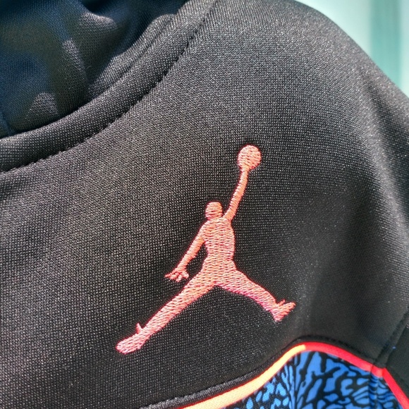 NWT Nike Therma Fit Air Jordan Boys Jacket - Picture 3 of 8
